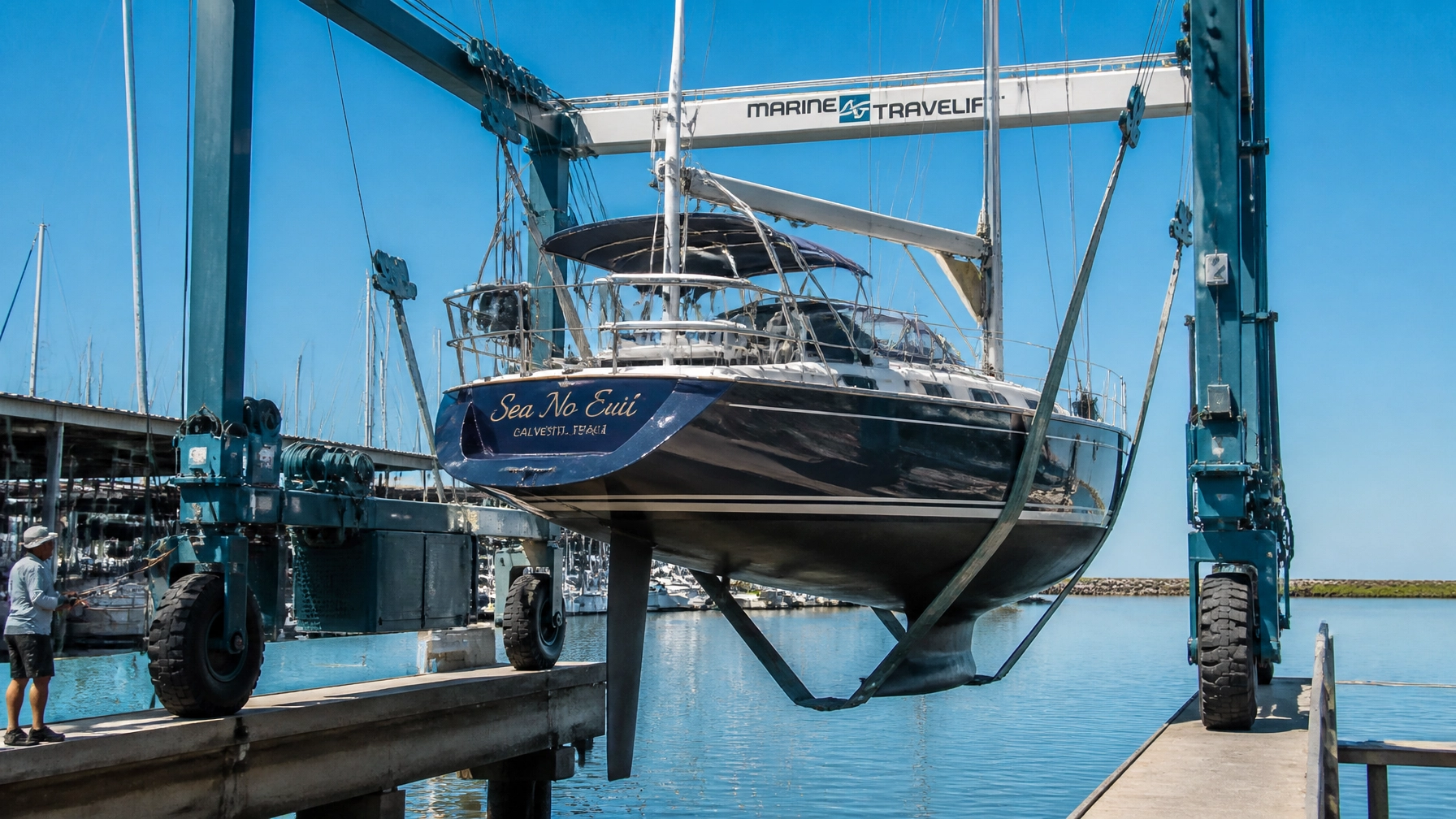 Professional marine survey haul-out of a sailing yacht in a Texas marina