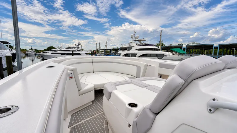 2022 Intrepid 475 Panacea