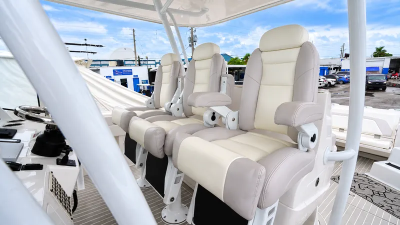 2022 Intrepid 475 Panacea