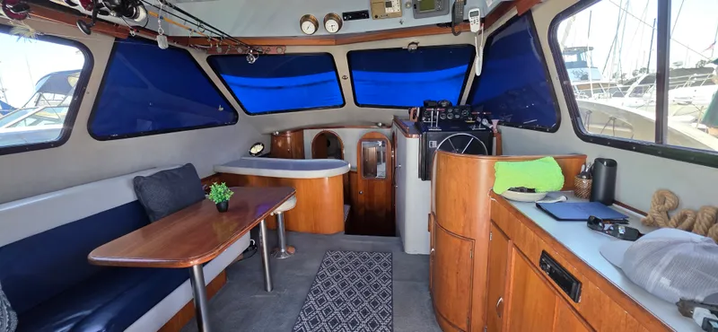 1988 Mediterranean 38 Convertable