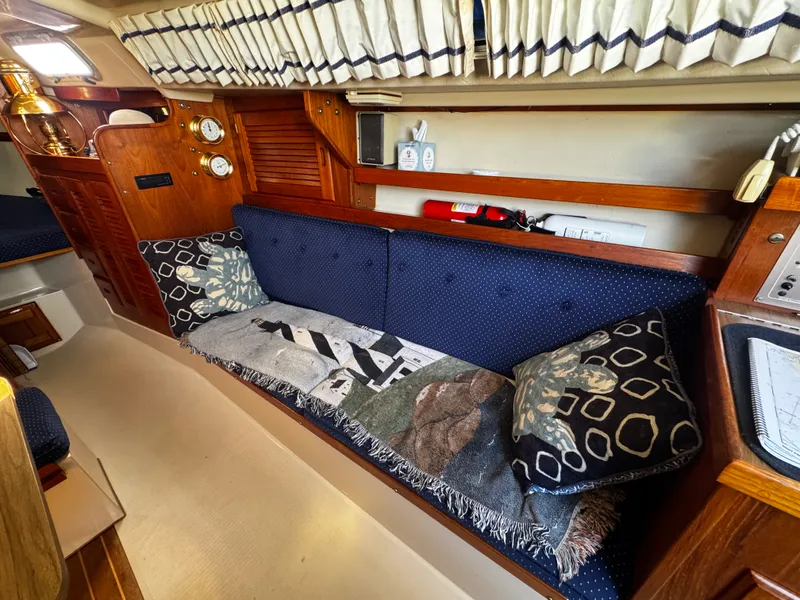 1985 Catalina sloop