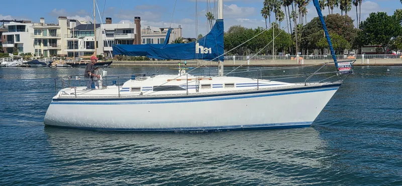 1986 Hunter 31 Sloop