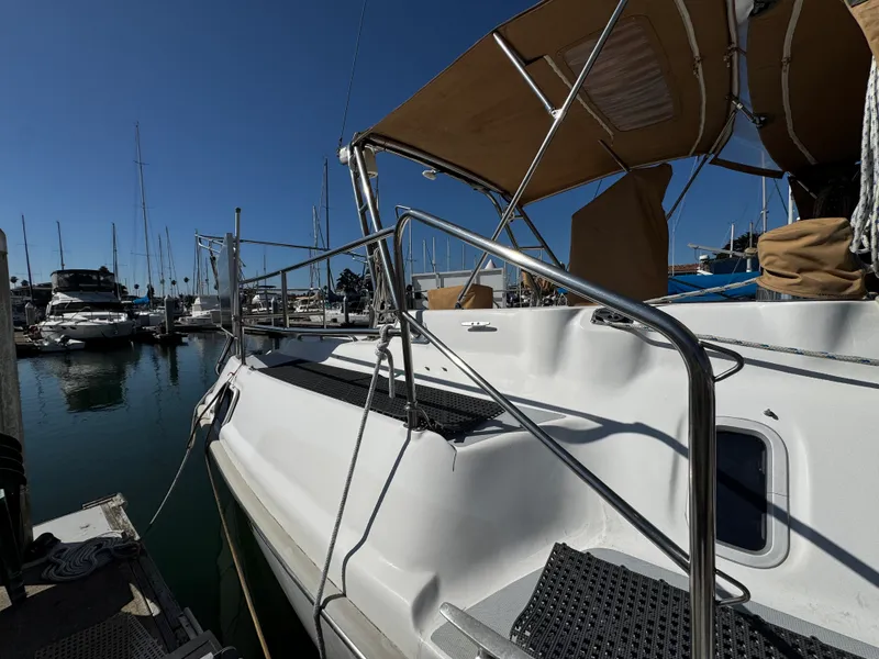 2000 Hunter 420