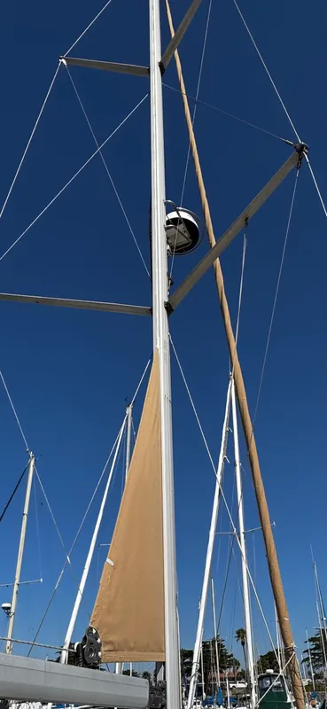 2000 Hunter 420