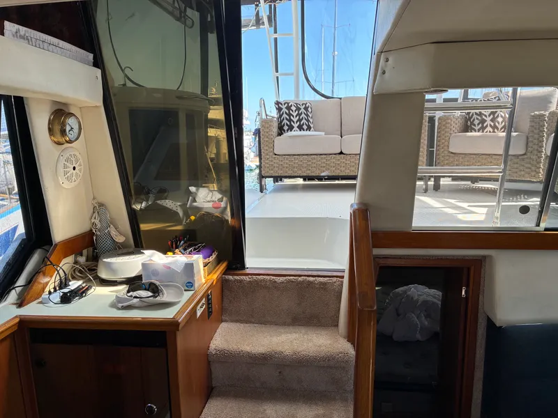 1994 Bayliner 4587