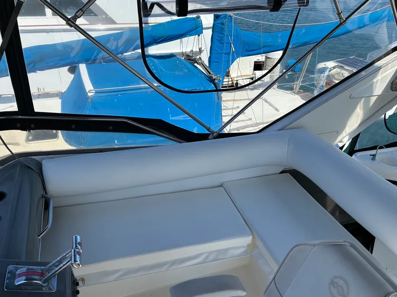 1994 Bayliner 4587