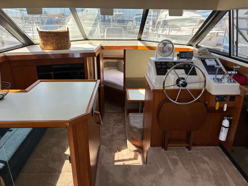 1994 Bayliner 4587