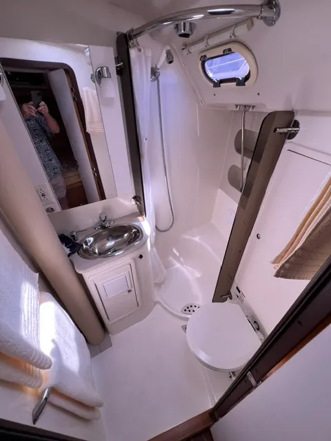 2010 Catalina 445