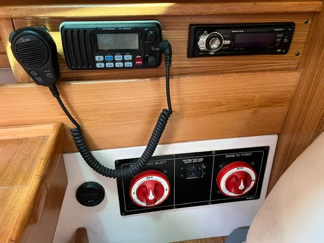 2010 Catalina 445