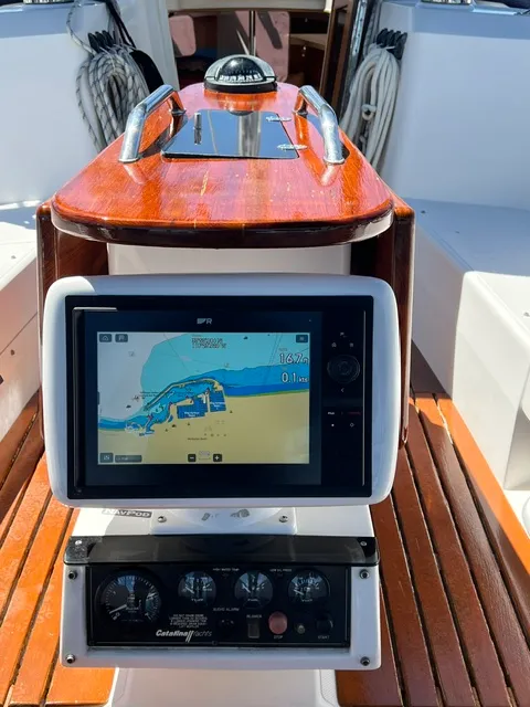 2010 Catalina 445