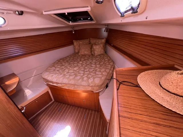 2010 Catalina 445