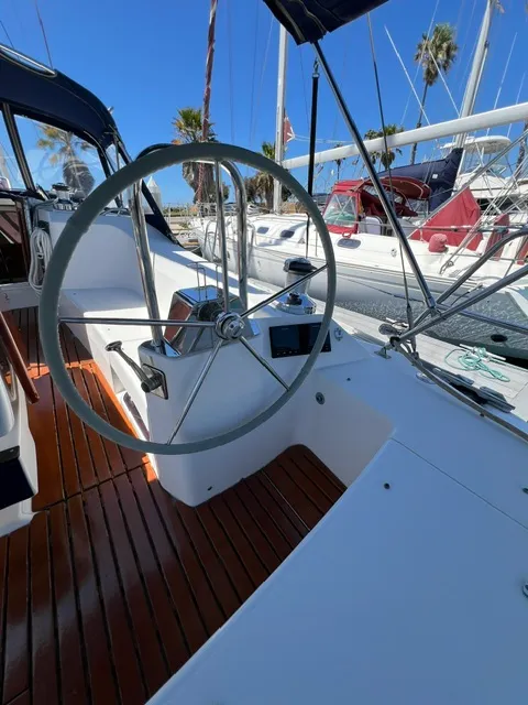 2010 Catalina 445