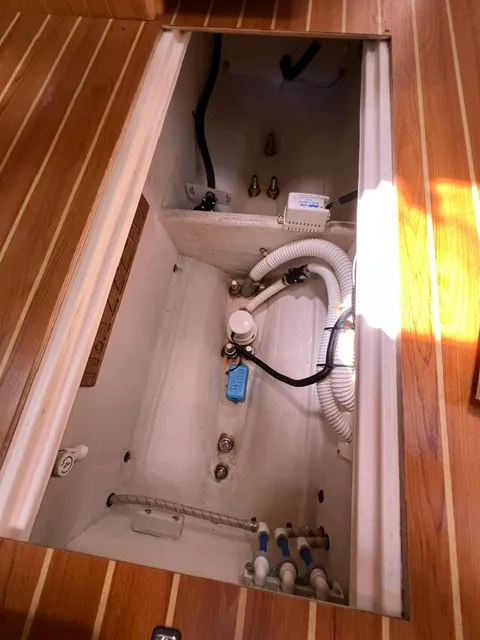 2010 Catalina 445