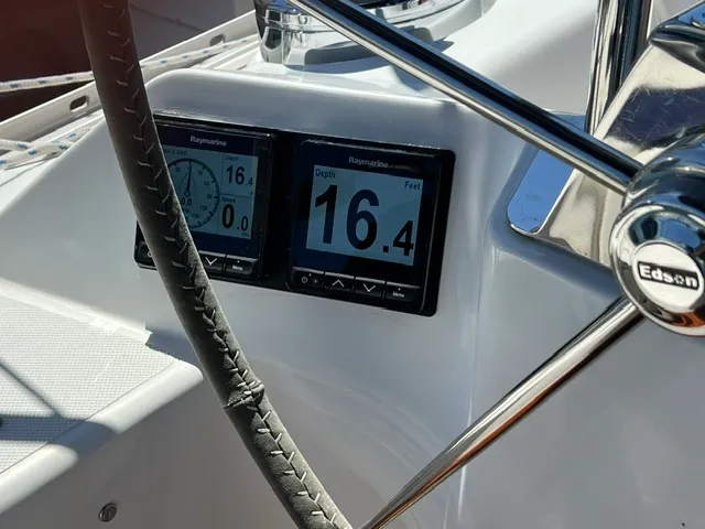2010 Catalina 445