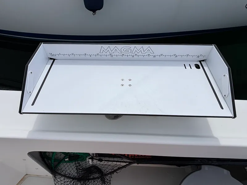 2017 Parker 2530