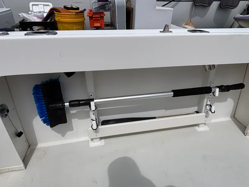 2017 Parker 2530