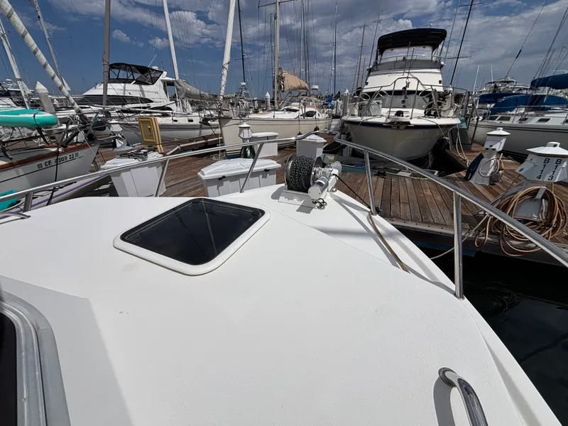 2017 Parker 2530
