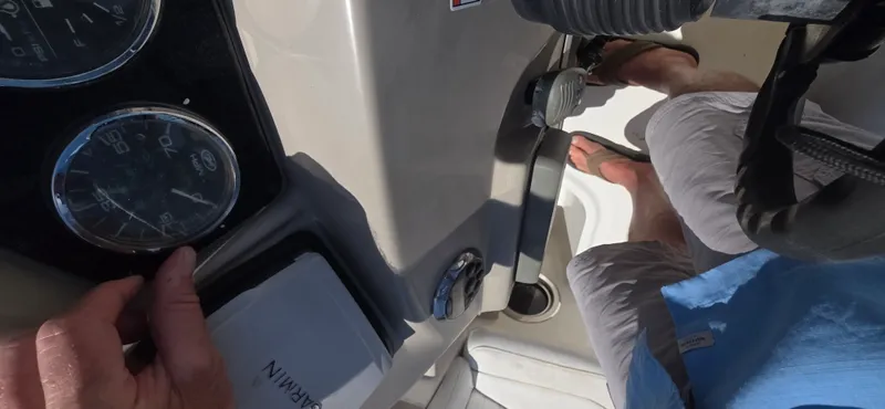2008 Sea Ray 240 Sundancer