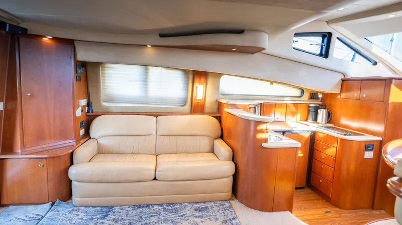 2017 Silverton Flybridge