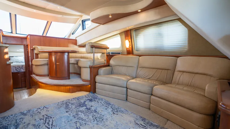 2017 Silverton Flybridge