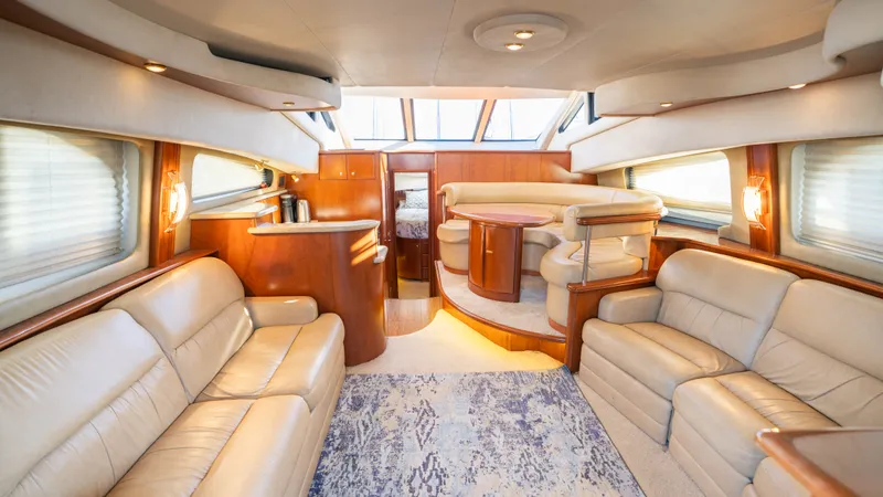 2017 Silverton Flybridge