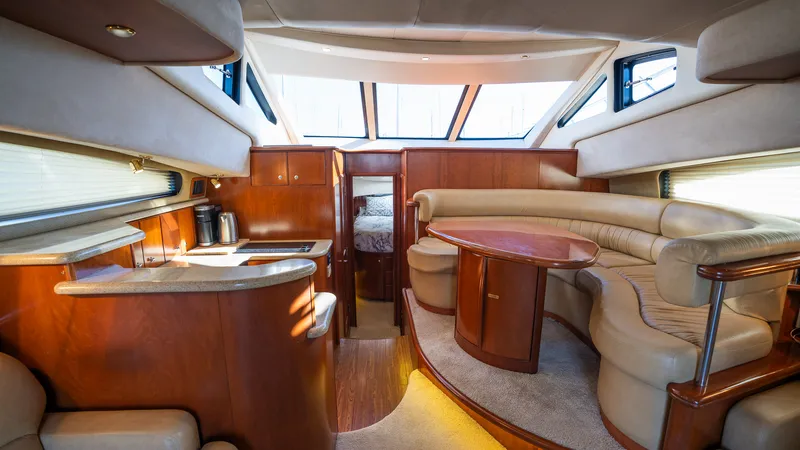 2017 Silverton Flybridge