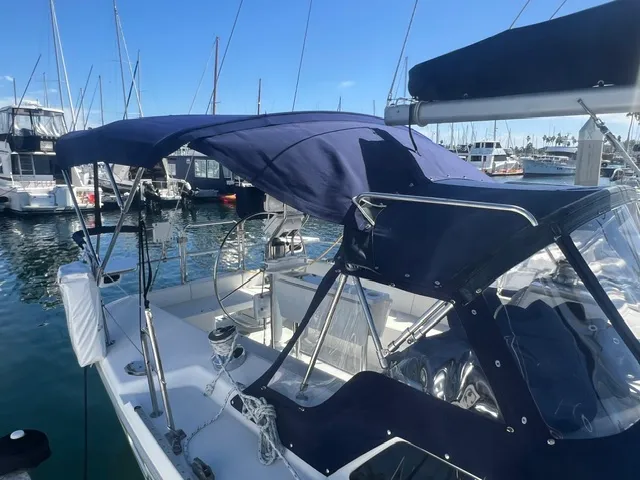 2002 Catalina 36 MKII