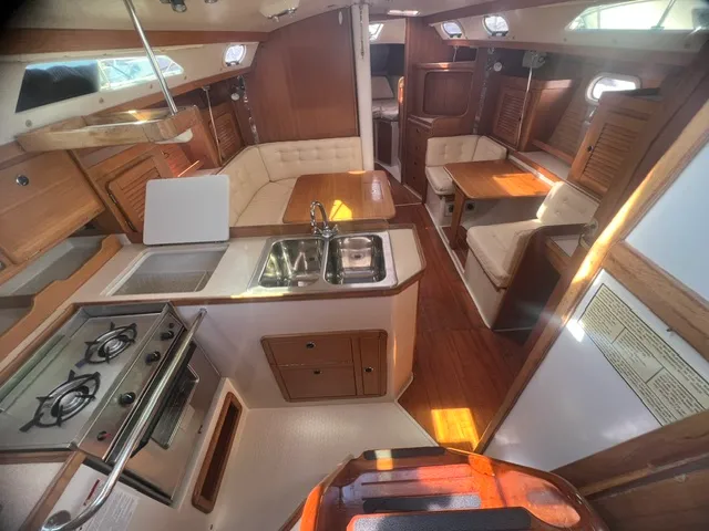 2002 Catalina 36 MKII