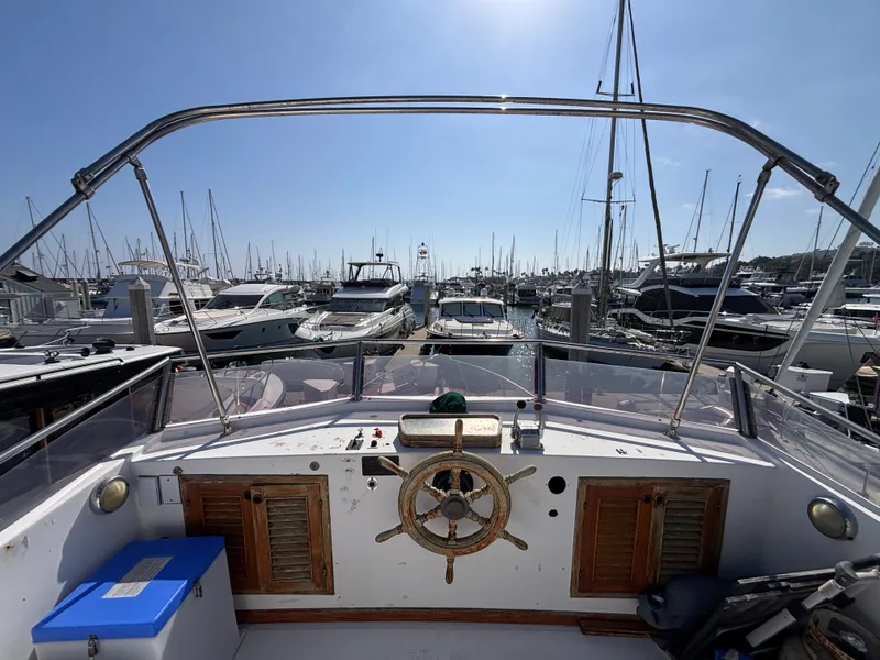 1987 Marine Trader