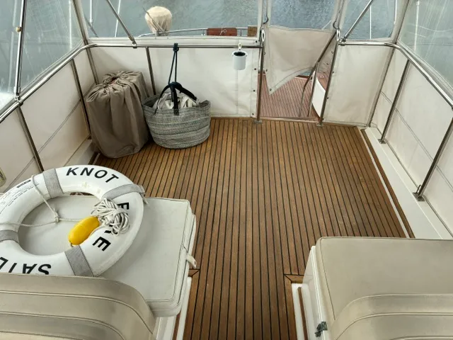 1996 Grand Banks Motoryacht