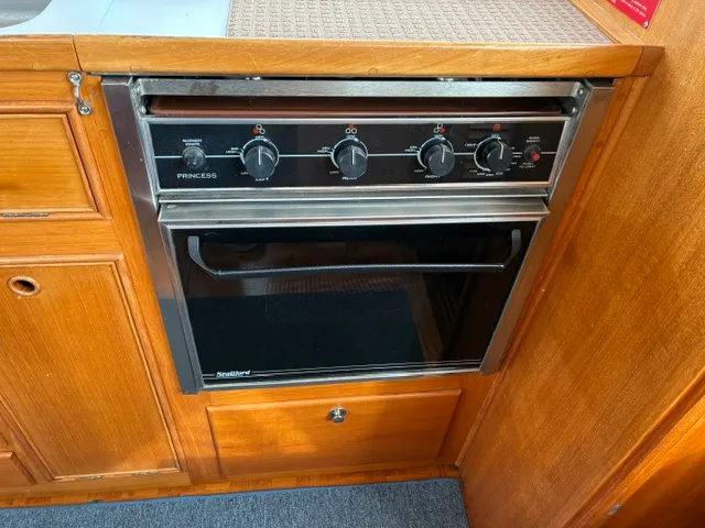1996 Grand Banks Motoryacht