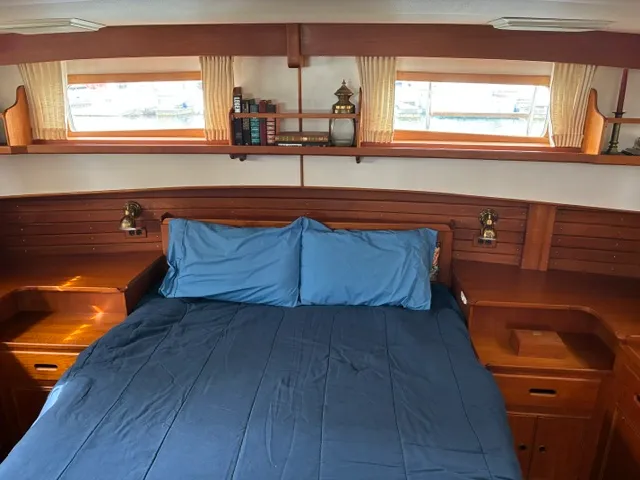 1996 Grand Banks Motoryacht