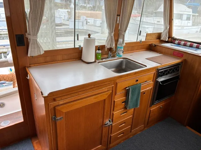 1996 Grand Banks Motoryacht