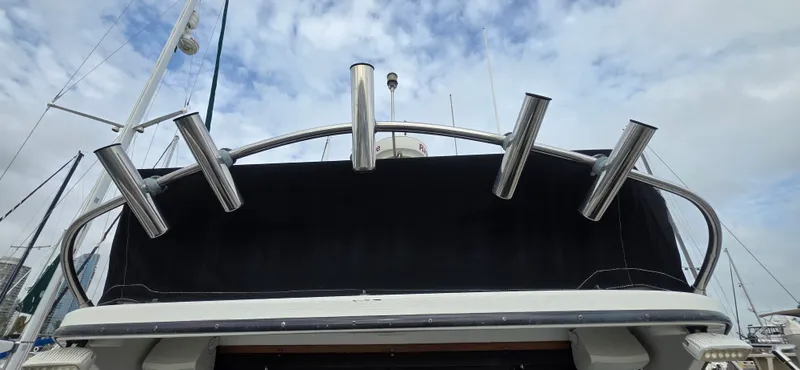1985 .Carver 36 Mariner