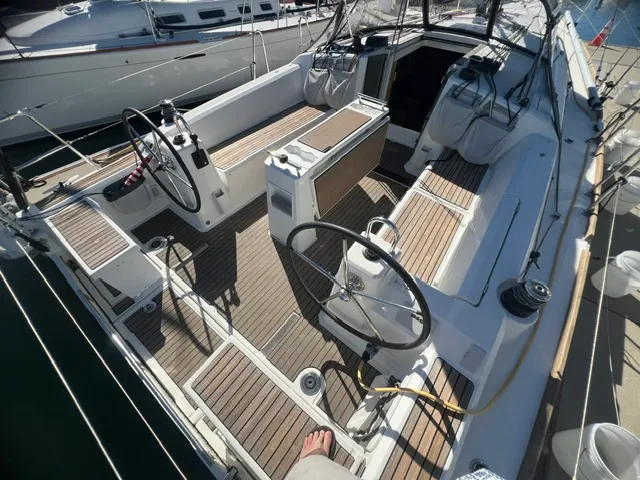 2024 Beneteau 381
