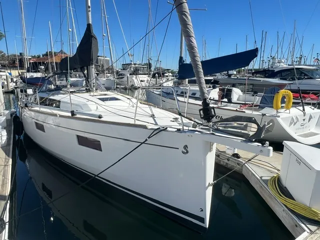 2024 Beneteau 381