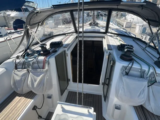 2024 Beneteau 381