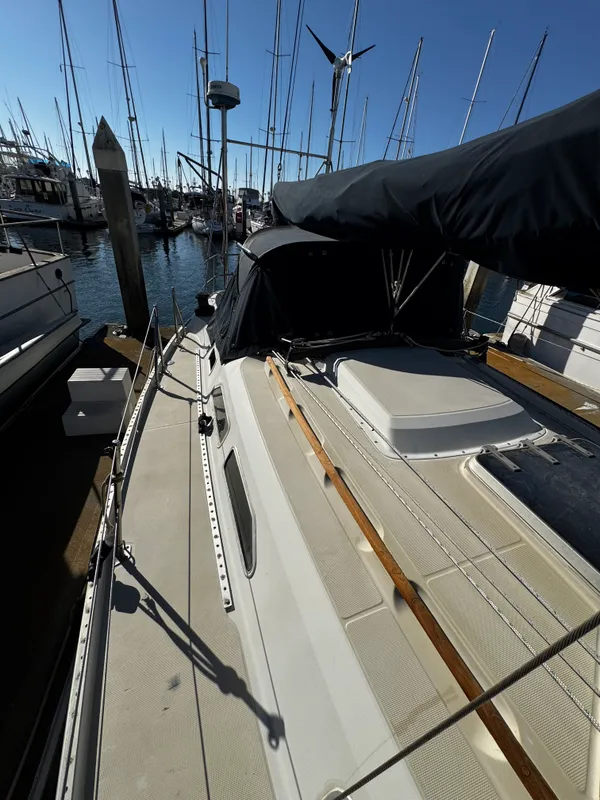 1987 Ericson 38-200