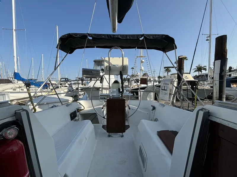 1988 Hunter Legend