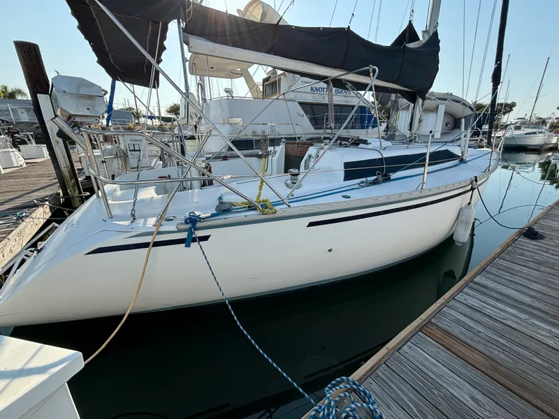 1988 Hunter Legend