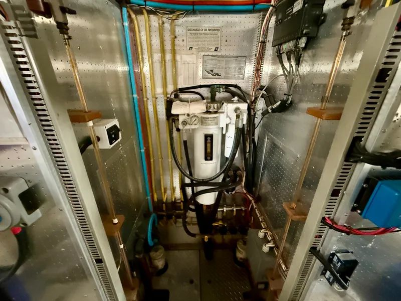 2001 DeFever 63