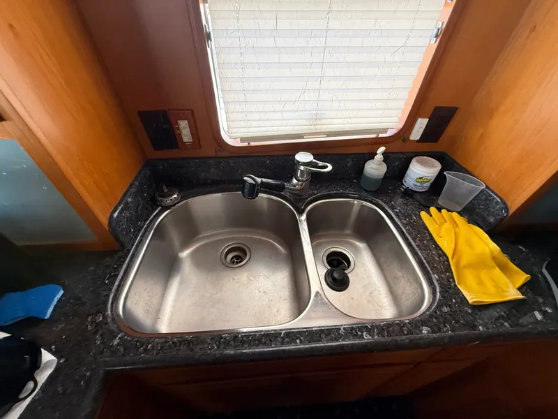 2001 DeFever 63