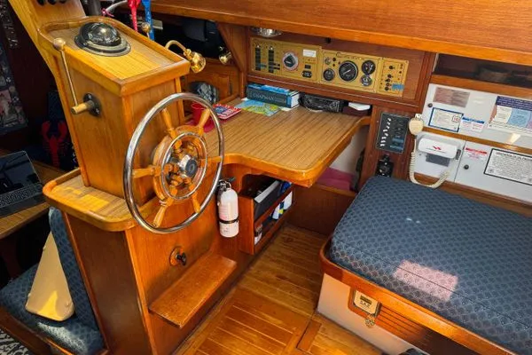 1989 Gulf Pilothouse