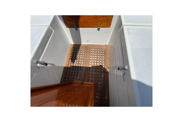 1989 Gulf Pilothouse
