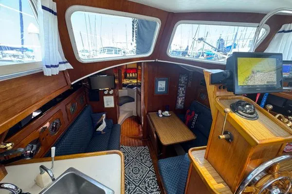 1989 Gulf Pilothouse