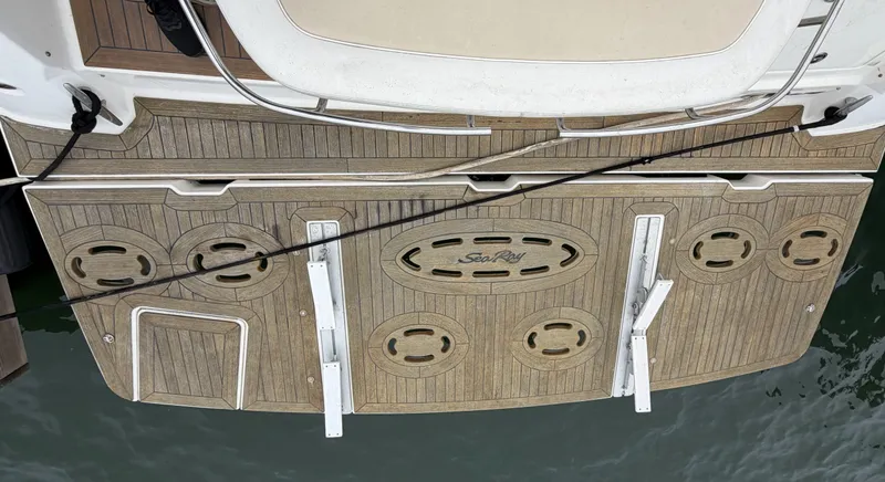 2012 Sea Ray 470 Sundancer