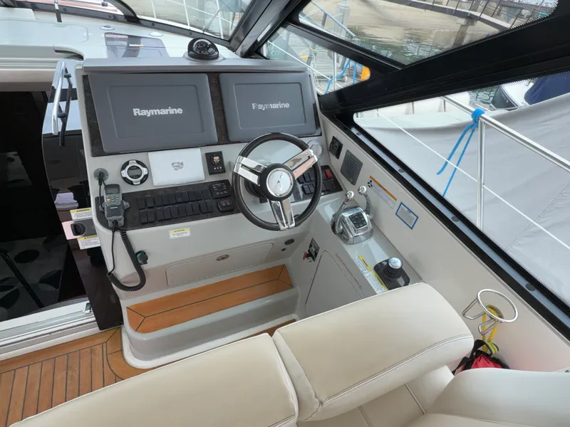 2012 Sea Ray 470 Sundancer