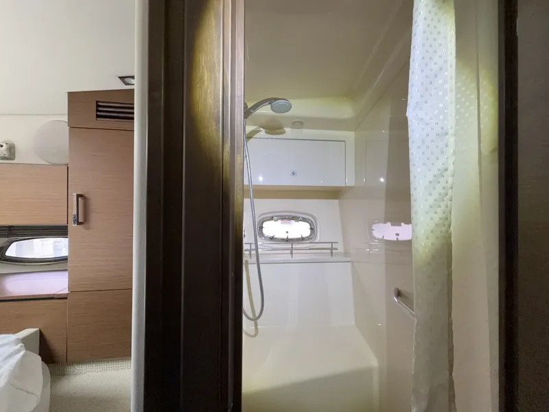 2012 Sea Ray 470 Sundancer