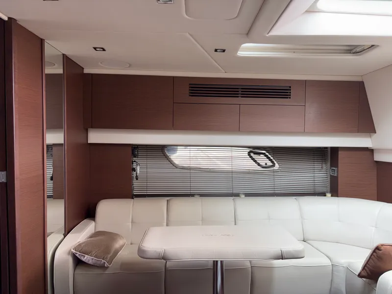 2012 Sea Ray 470 Sundancer