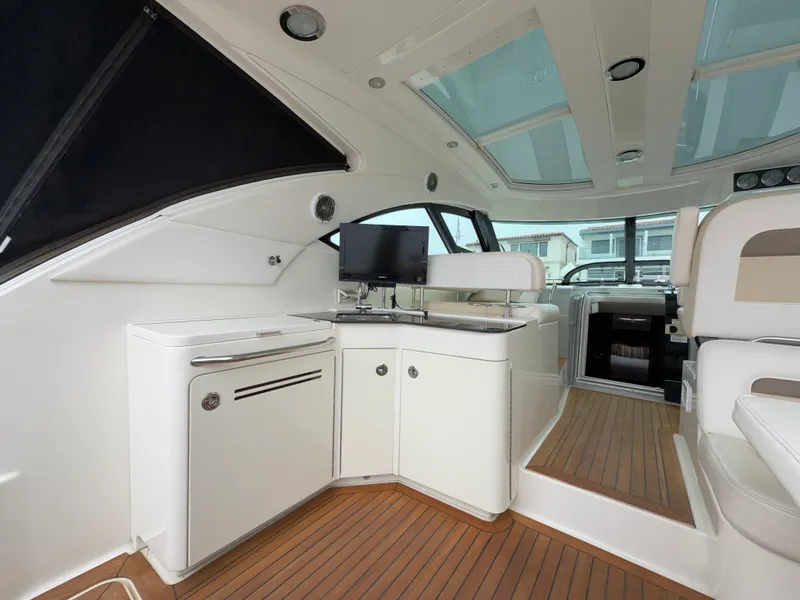 2012 Sea Ray 470 Sundancer